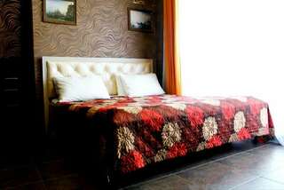 Гостиница Приморская Ейск Двухместный номер эконом-класса с 1 кроватью или 2 отдельными кроватями-1