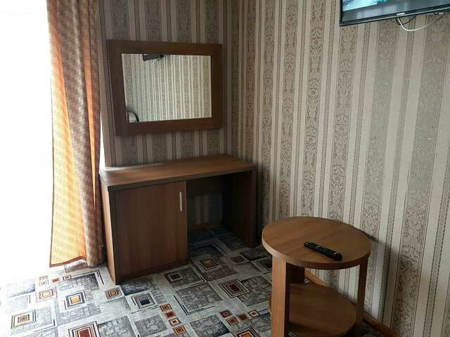 Гостиница Приморская Ейск-75